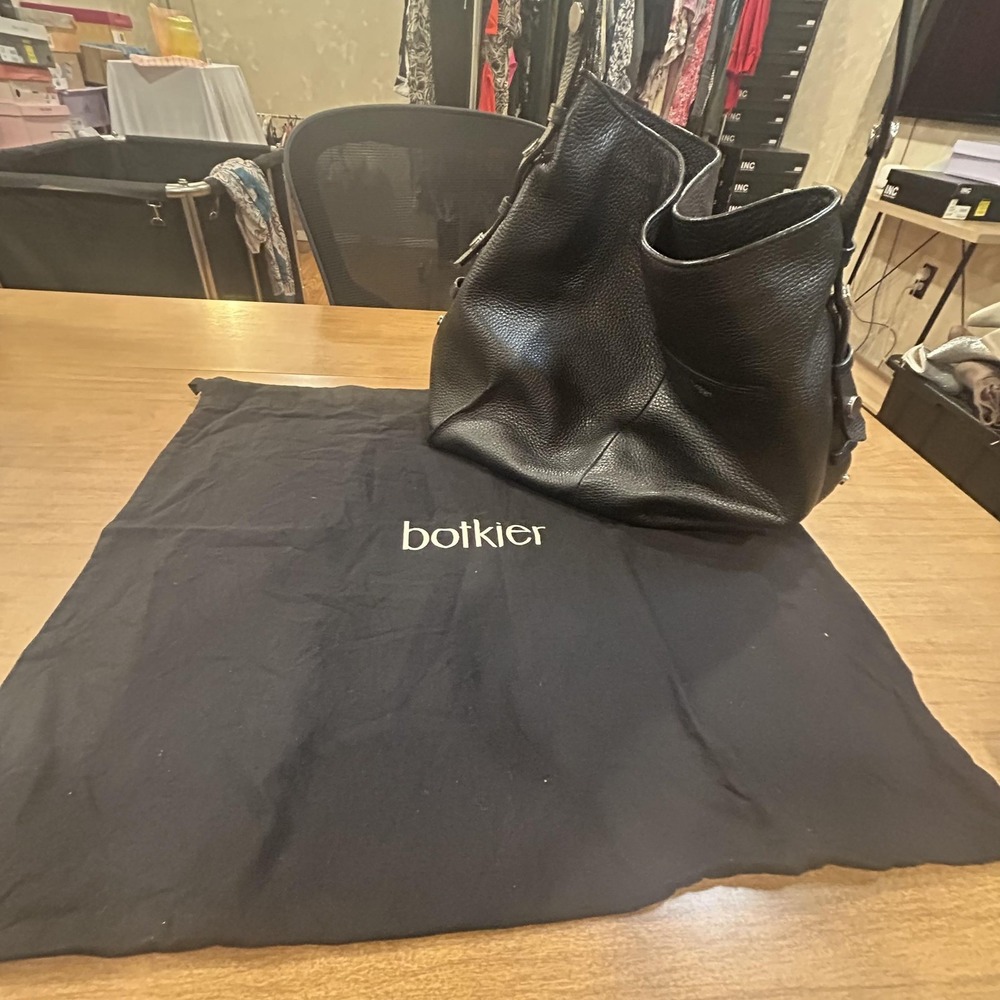 Botkier Hobo Bag Womens Large Black Pebbled Leather Shoulder Purse Dust Bag